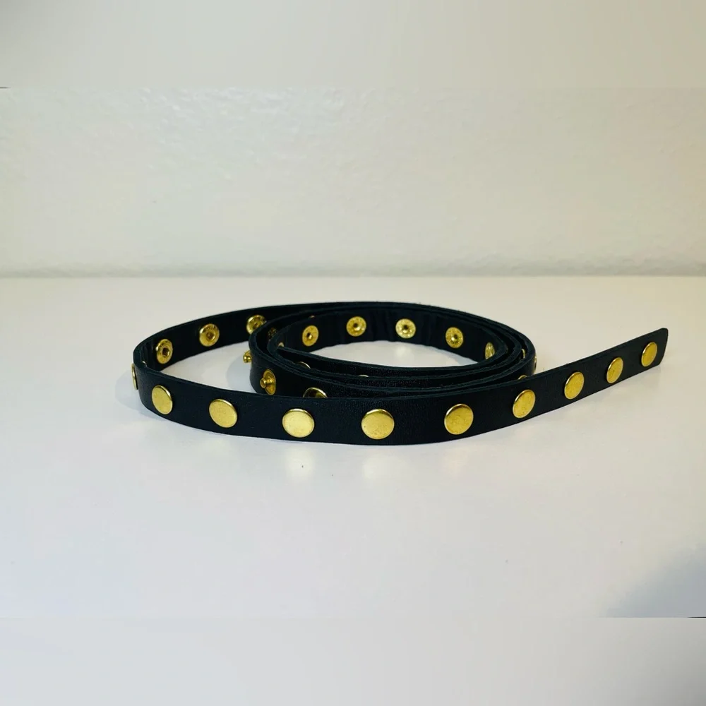 JEUN BANG Women’s Black Slim Belt with‎ Gold Studs